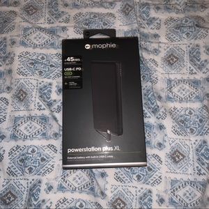 Mophie Powerstation w/USB C Cable 12000mAh Battery